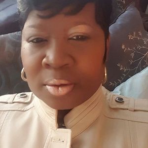 Meet your Posher, Gwen